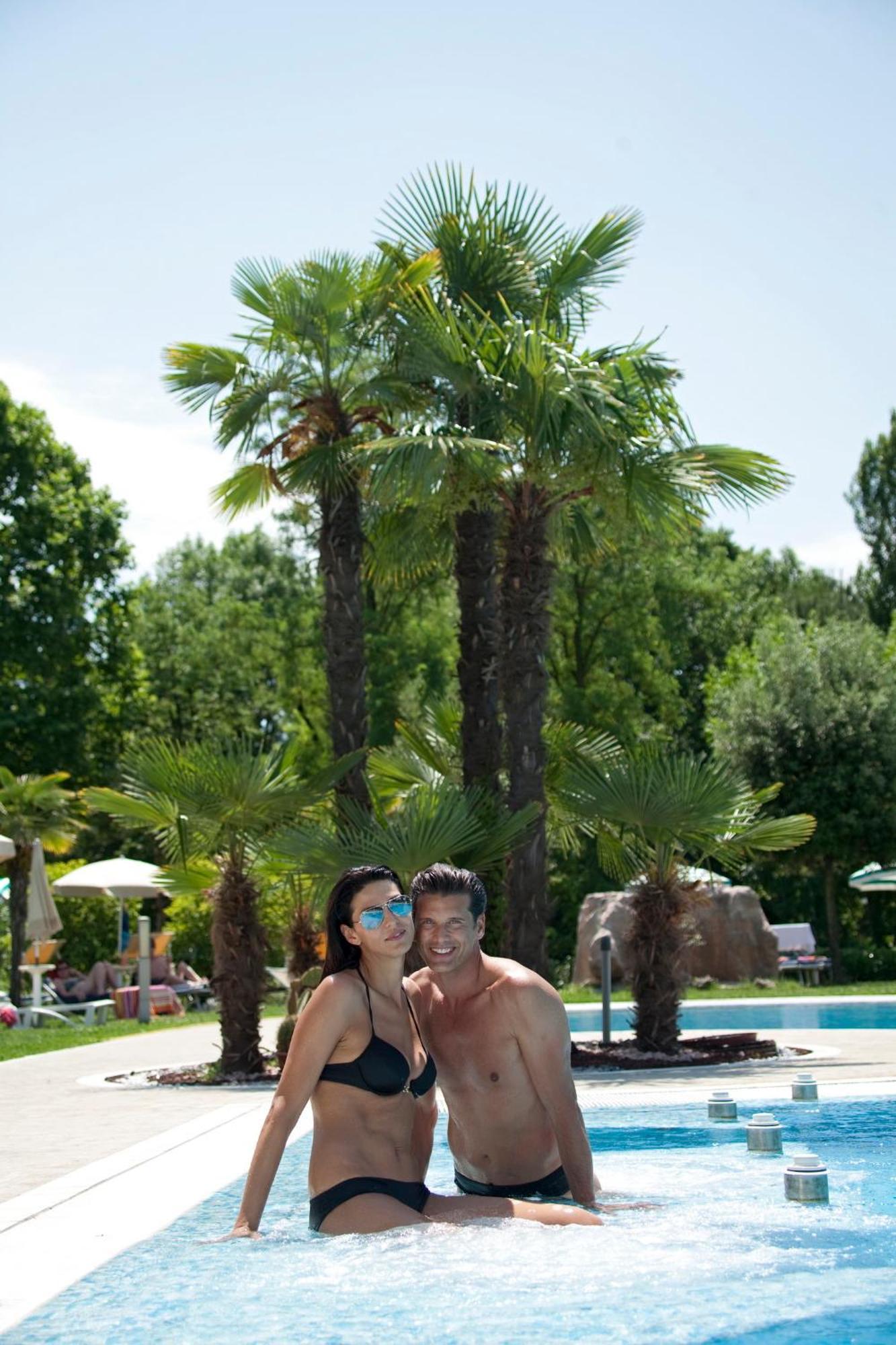 Harrys' Garden Hotel 4*