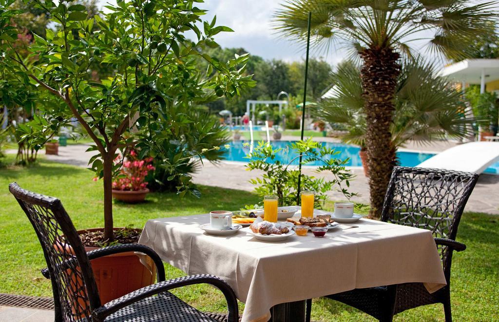 Hotel Harrys' Garden Abano Terme