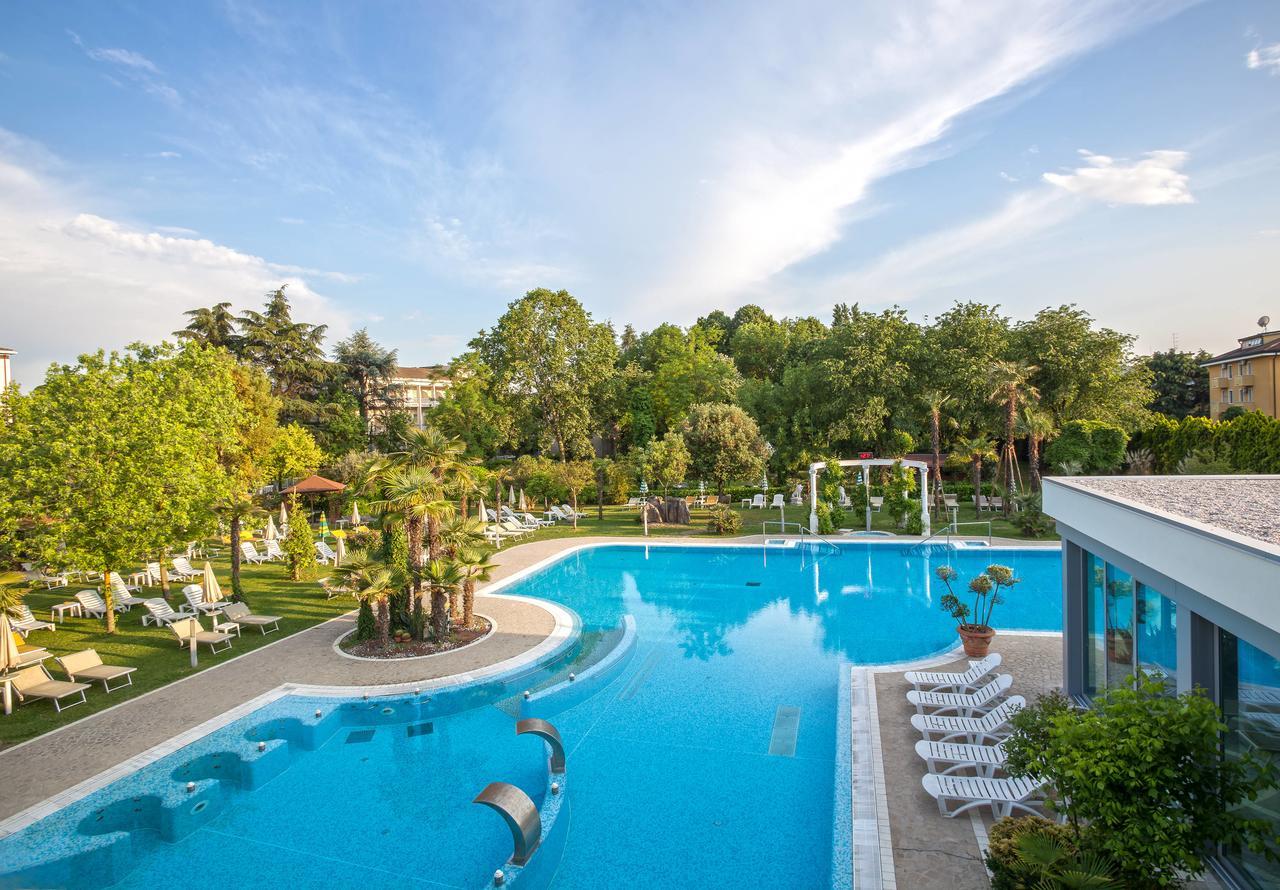 Harrys' Garden 4*